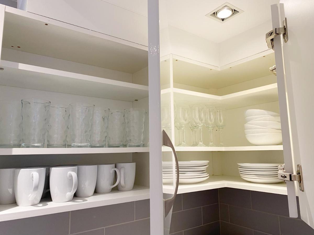 Chic 3 Bedroom Flat With Private Terrace In Holloway Near Finsbury Park Лондон Экстерьер фото